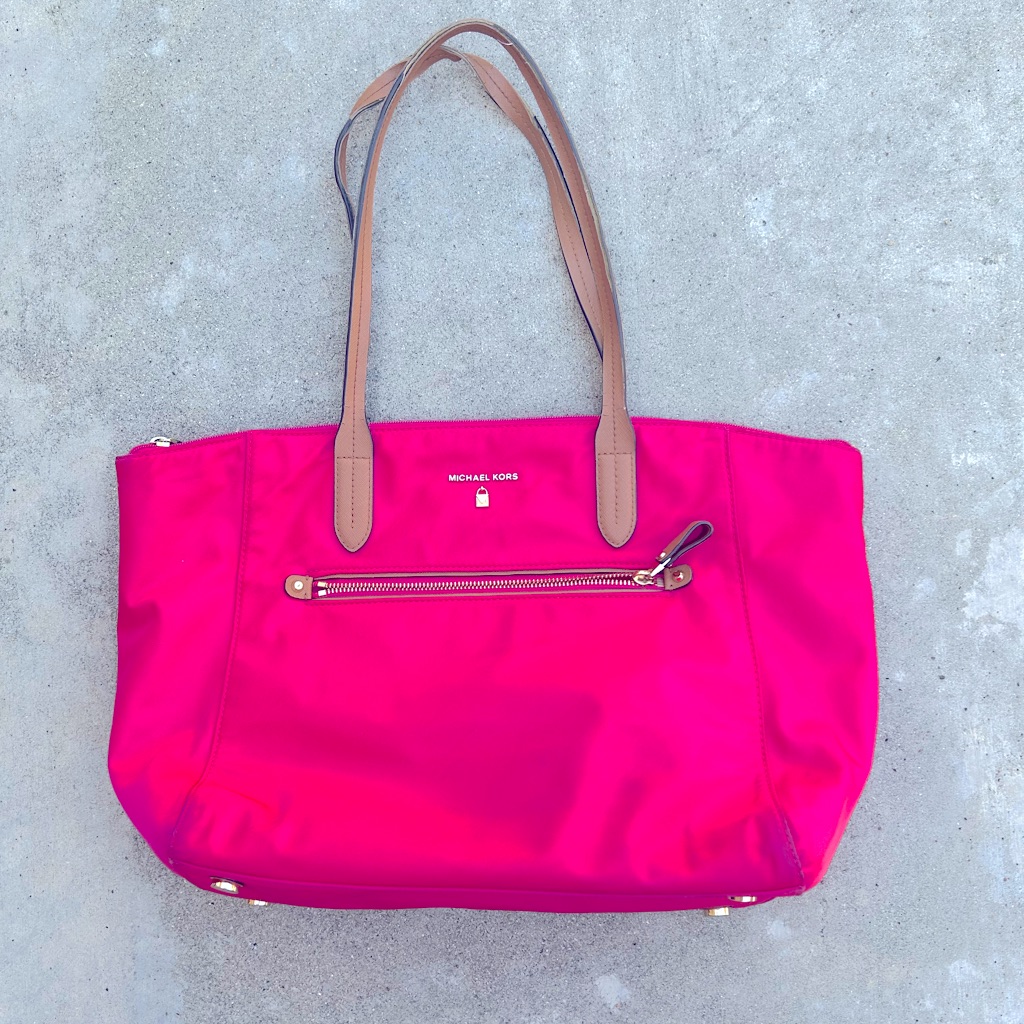 Michael Kors Kelsey Tote In The Hottest Color Of The Year!